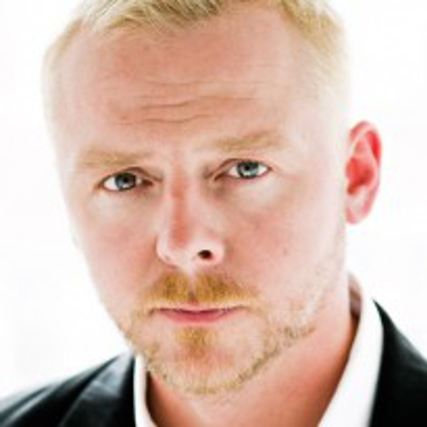 Simon Pegg Photo 819x1024 205x205 1